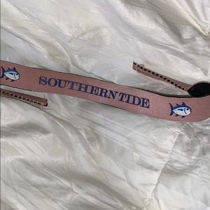 FREE W PURCHASE OVER $15 southern tide croakies